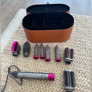 Dyson airwrap